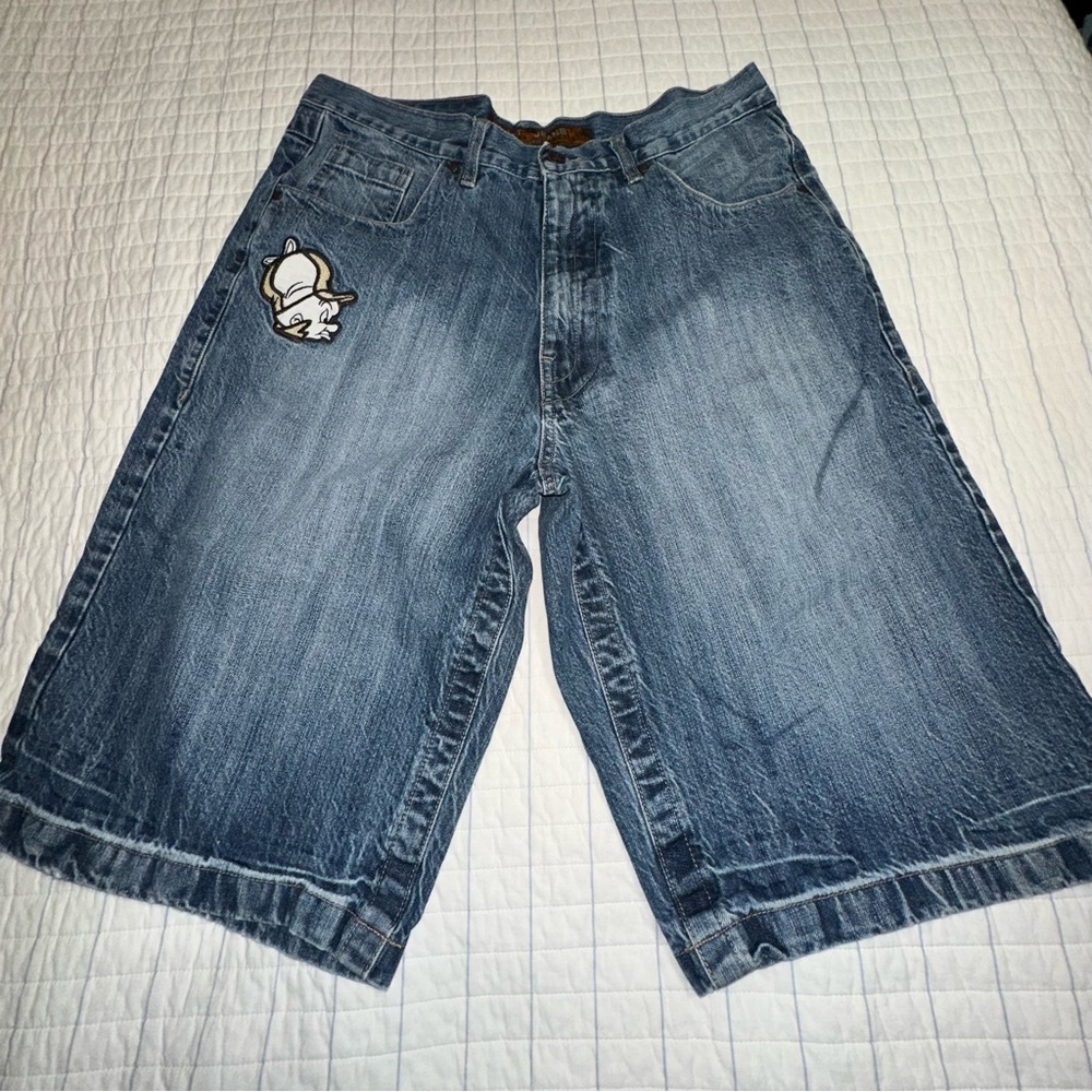 Lot 29 Mid Distressed Sandblast Denim Shorts Studio By Southpole Looney Tunes